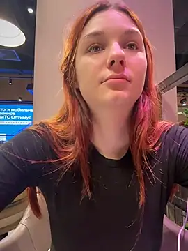 SaintMaya live sex cam