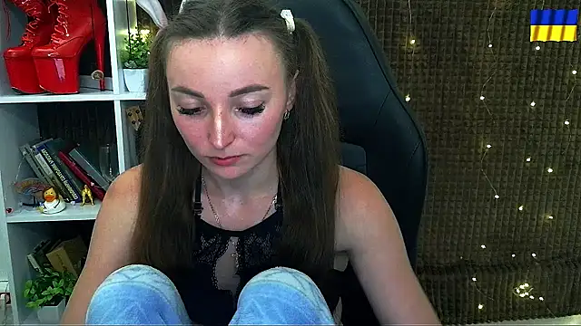 _Barbie_Kiss_ live cam on StripChat