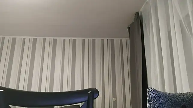 EdithManning live cam on StripChat