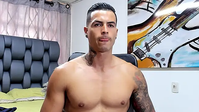 andres-clark92 live cam on StripChat