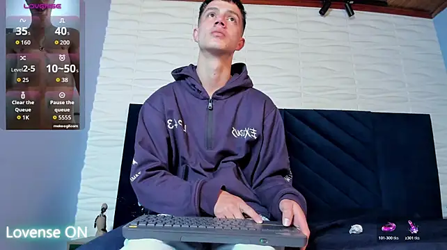 nicktorn