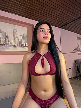 LunaMoore_Pink