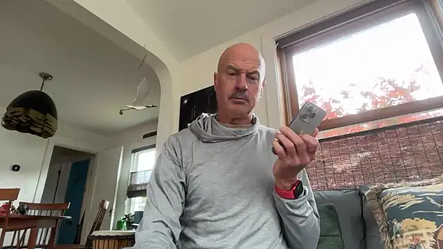 Guy__Grey live cam preview
