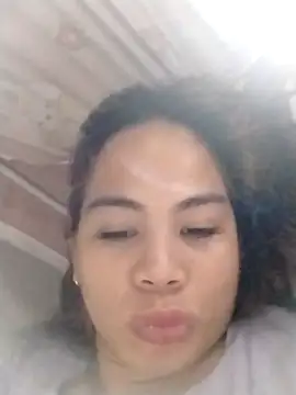 carla_69x live cam on StripChat