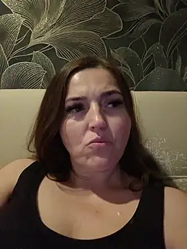 MilaMature