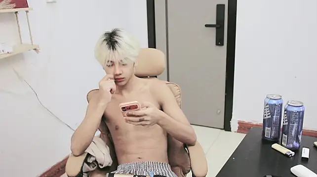 V_I_P_7