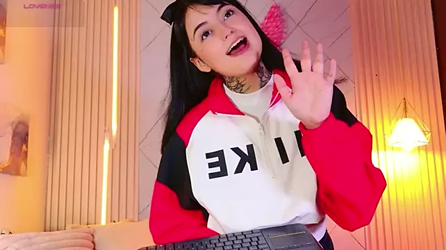 Lilith_Ink99 live cam on StripChat