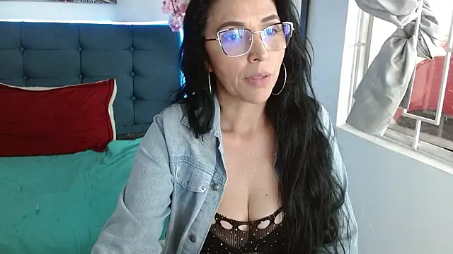 athenea1_XX live cam on StripChat