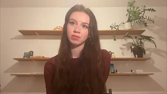 LaureJoliet live cam on StripChat