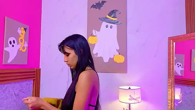 littlee_emilyy_ live cam on StripChat