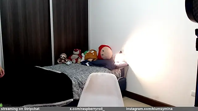 raspberryroll live sex cam