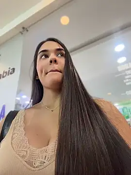 BellaLeclair_ webcam