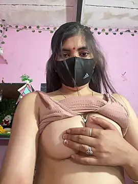 isha_sharma2002