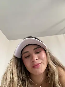saritaturbai live cam on StripChat
