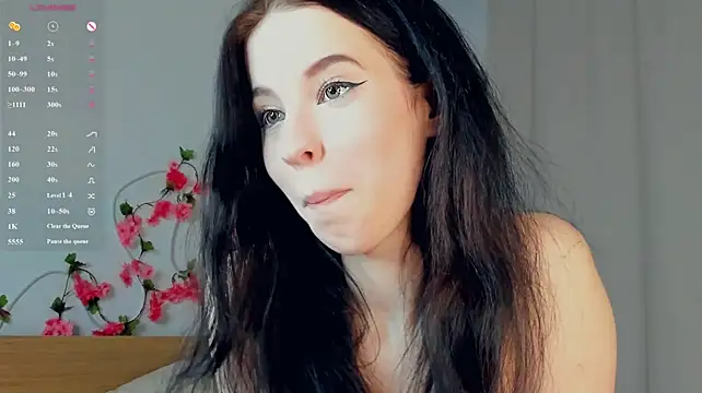 CleotildePiel live cam on StripChat