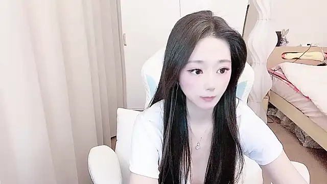 -qingqing live cam on StripChat