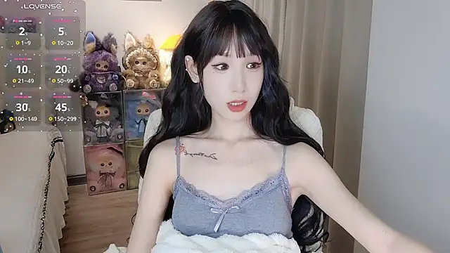 M-OTT_ live cam on StripChat