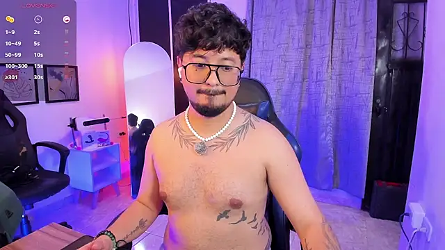 DaviidEvans_ live cam on StripChat