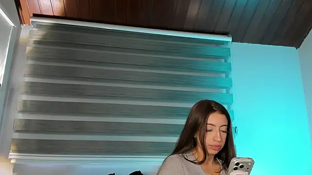 MERIDA_TAYLOR live cam preview