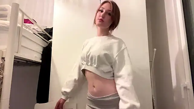 sereneglowz live sex cam