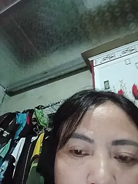 Lee_bee1