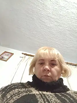Elena_Beautiful784 live cam preview