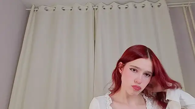 Sleynar live cam on StripChat