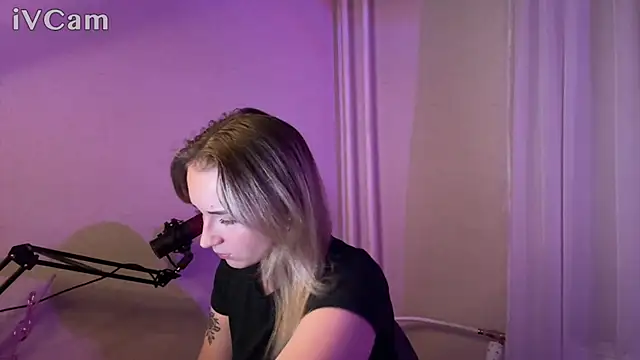 Zephyral live sex cam