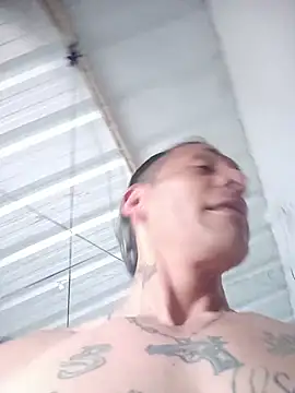 Elmono__1 live cam on StripChat