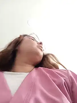 Sofia_Honey1 live cam on StripChat