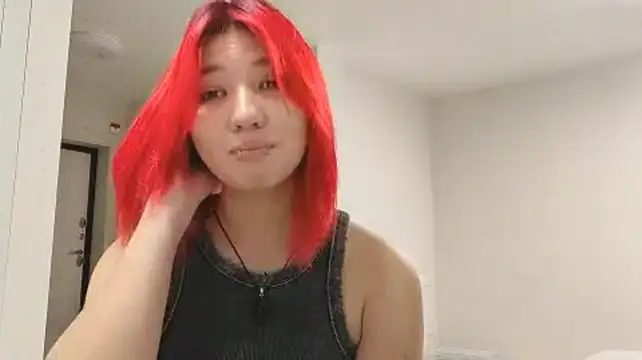 CathrineMicek live cam on StripChat