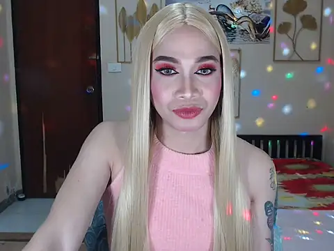 Tsmad_cock