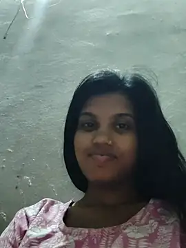 Hott_Surabhi