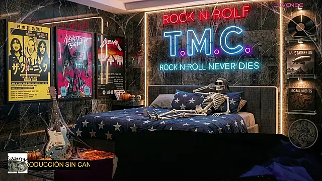 chino_roz webcam