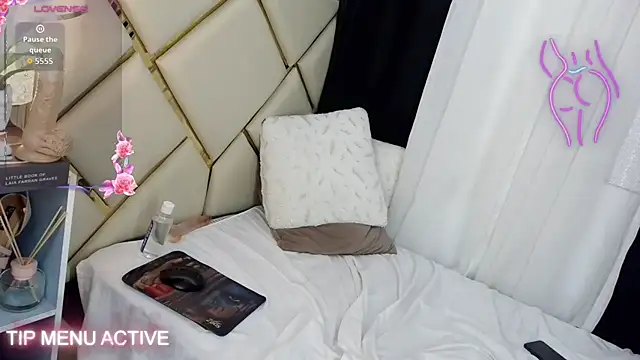 Goddess_Sef live cam preview