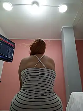-Serena_ live cam preview
