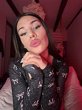 ItsNina_