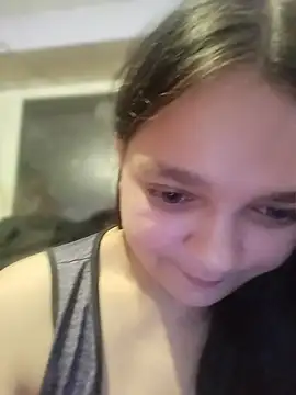 NikaFaults live cam on StripChat