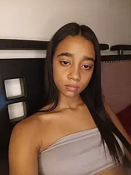 Zoe_Sweett18