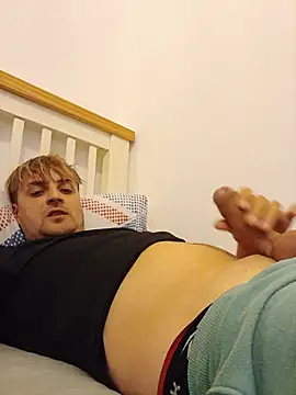 Levarboy