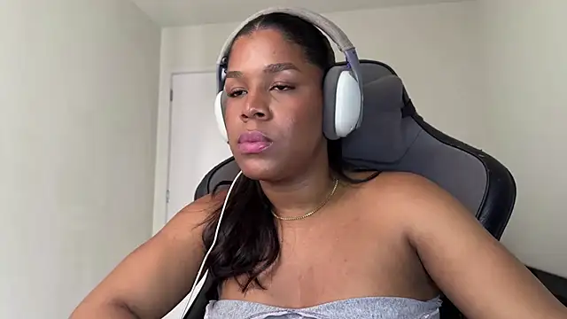 cammydebora live cam preview
