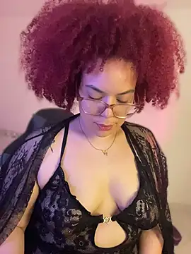 Leyah__ live cam preview