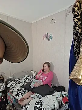 amandatheblondewife