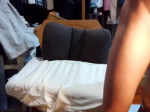 cloudboy_kk8 live sex cam