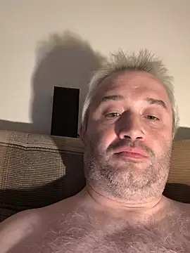 StredniNovosadak-Olomouc live cam on StripChat
