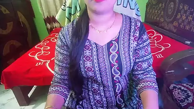 BengaliQueenStar live cam on StripChat