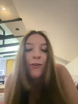 MyCherryKiss webcam