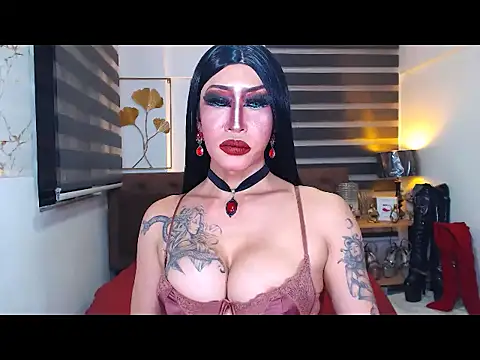 DominateMistressTyra webcam