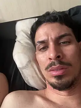Latino_White_21