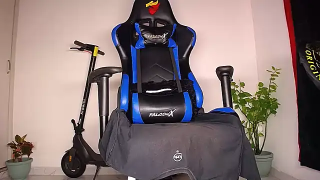 MAXJONES_2